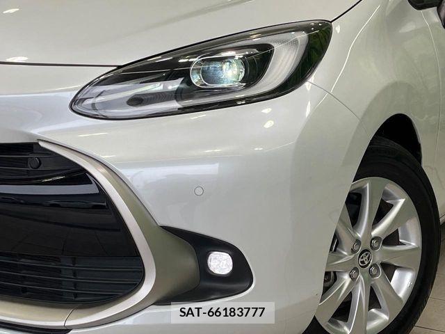 Toyota AQUA 2023-03 7875236-11
