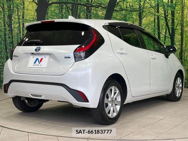 Toyota AQUA 2023-03 7875236-16