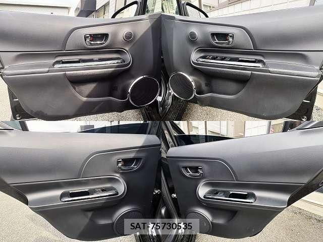 Toyota AQUA 2015-07 7875257-6