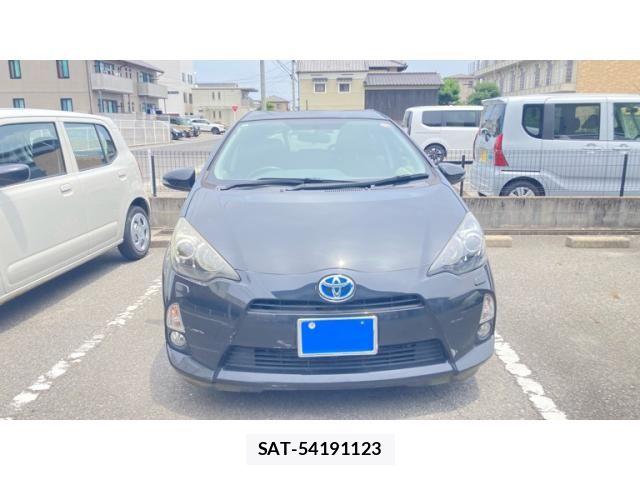 Toyota AQUA 2012-09 7875286-0