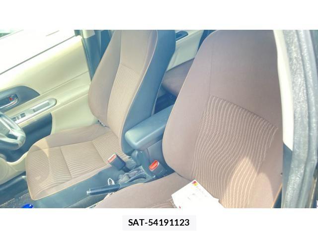 Toyota AQUA 2012-09 7875286-9