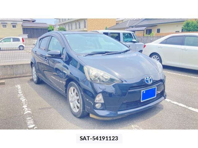 Toyota AQUA 2012-09 7875286-1