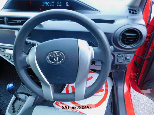 Toyota AQUA 2013-12 7875281-9