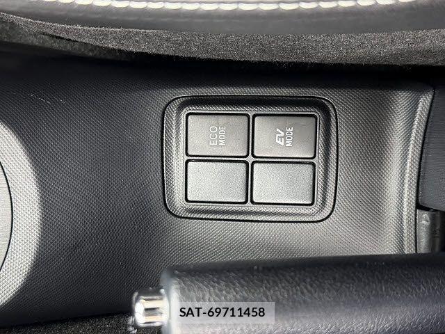 Toyota AQUA 2014-03 7875258-14