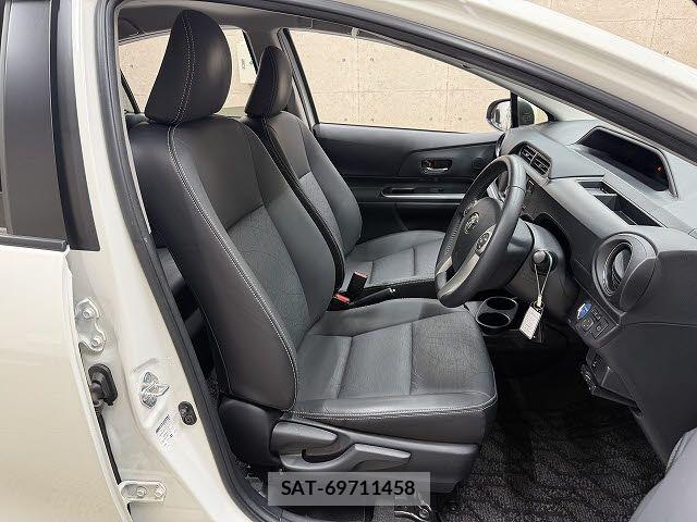 Toyota AQUA 2014-03 7875258-6