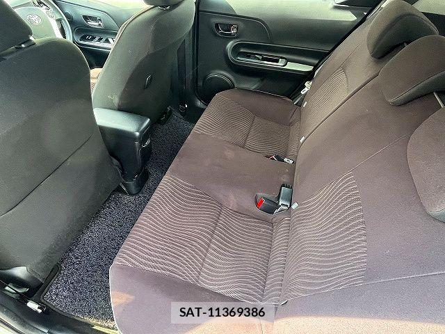 Toyota AQUA 2016-02 7875249-12