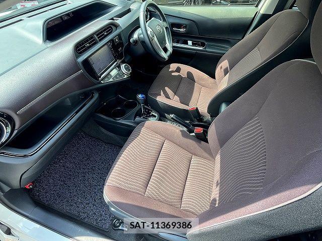 Toyota AQUA 2016-02 7875249-18