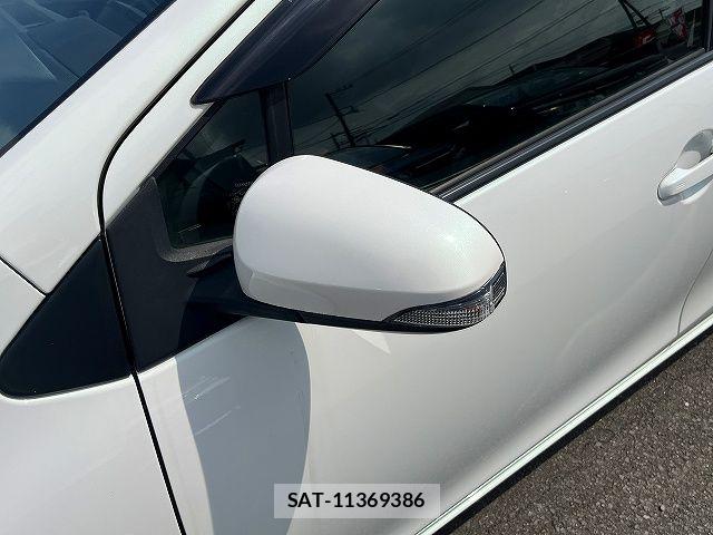 Toyota AQUA 2016-02 7875249-24