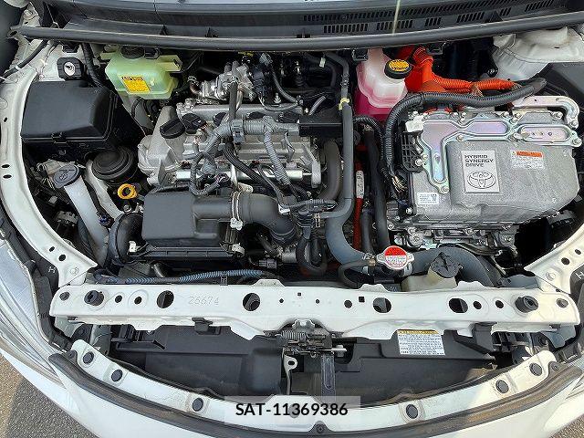 Toyota AQUA 2016-02 7875249-27