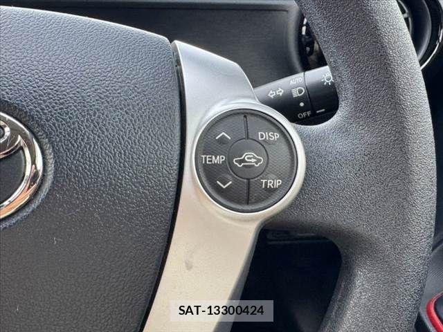 Toyota AQUA 2017-02 7875262-27