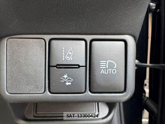 Toyota AQUA 2017-02 7875262-5