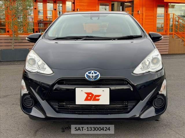 Toyota AQUA 2017-02 7875262-8