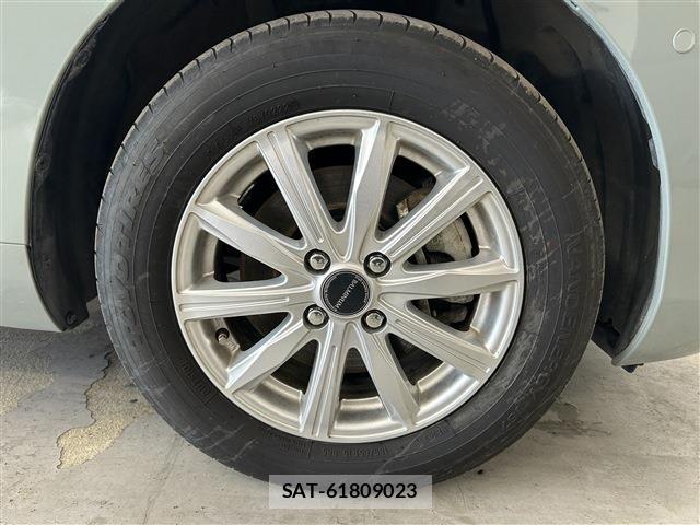 Toyota AQUA 2022-02 7875237-11