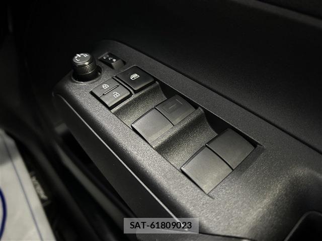 Toyota AQUA 2022-02 7875237-20