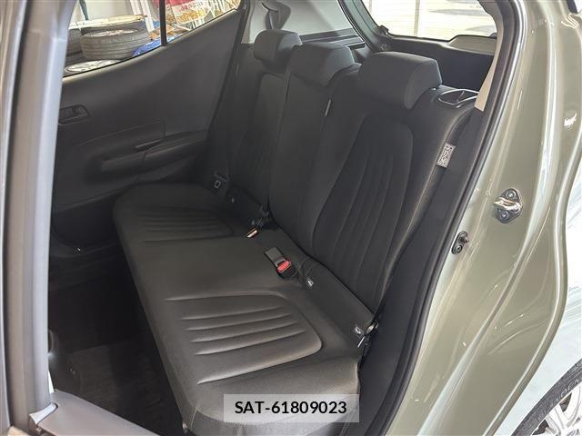 Toyota AQUA 2022-02 7875237-25