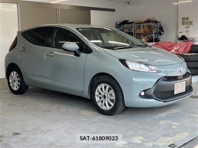 Toyota AQUA 2022-02 7875237-2