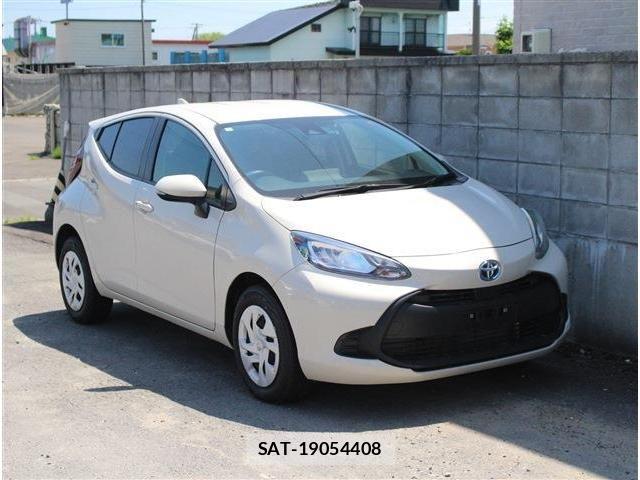 Toyota AQUA 2024-01 7875241-2