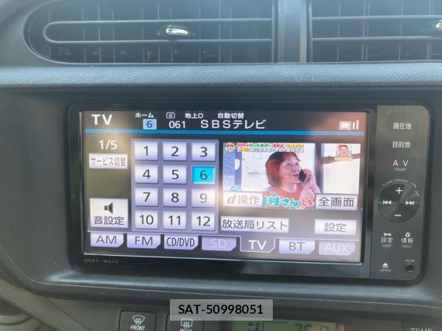 Toyota AQUA 2012-01 7875271-22