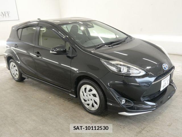 Toyota AQUA 2017-06 7875250-0