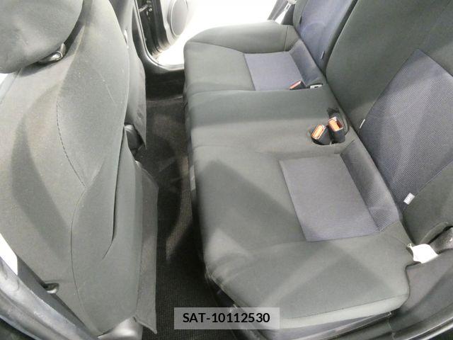Toyota AQUA 2017-06 7875250-13