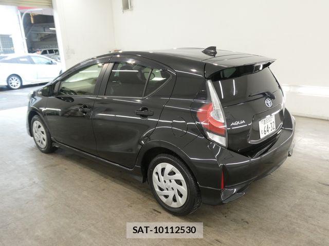 Toyota AQUA 2017-06 7875250-1