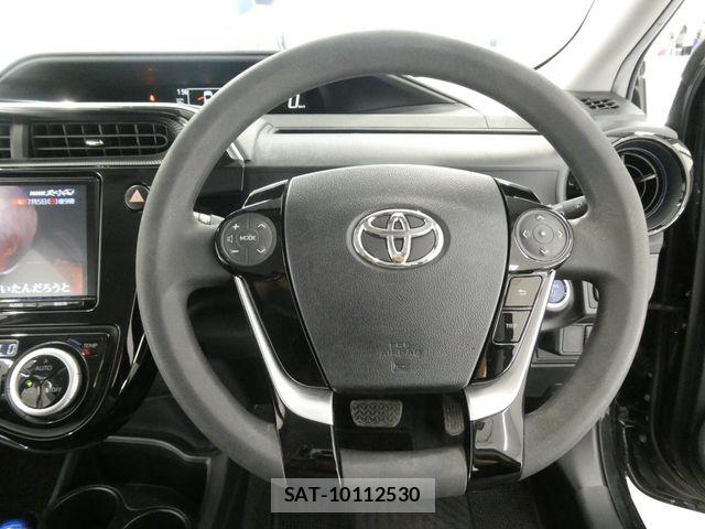 Toyota AQUA 2017-06 7875250-19
