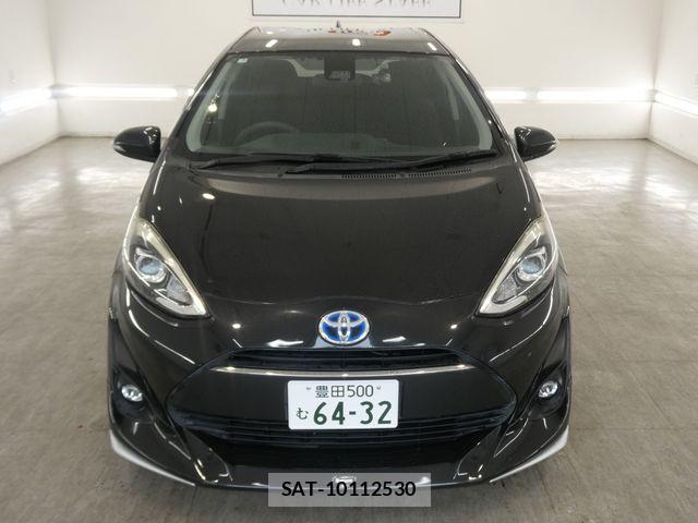 Toyota AQUA 2017-06 7875250-3