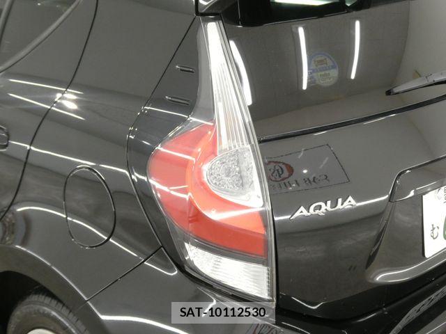 Toyota AQUA 2017-06 7875250-7