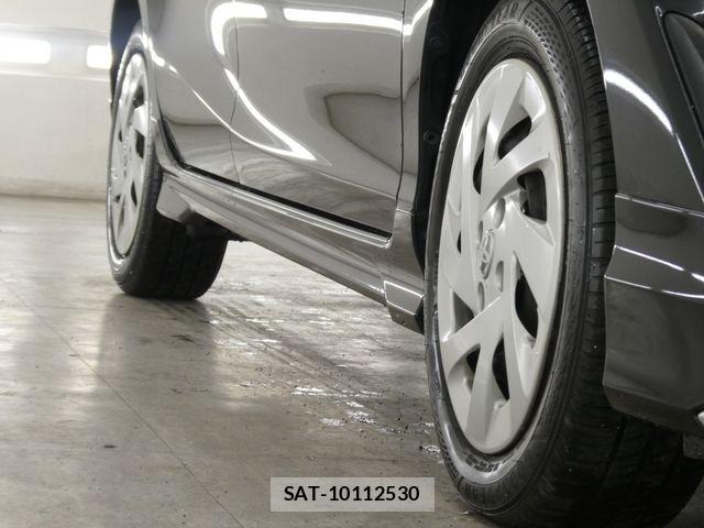 Toyota AQUA 2017-06 7875250-8