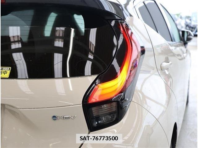 Toyota AQUA 2024-06 7902213-28
