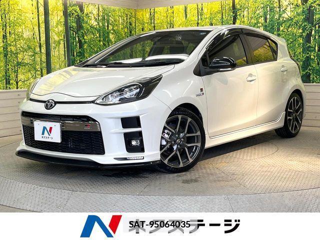 Toyota AQUA 2020-01 7902214-0