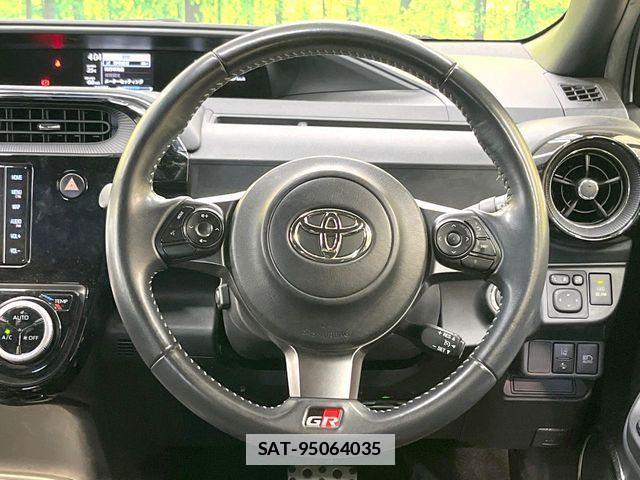 Toyota AQUA 2020-01 7902214-10