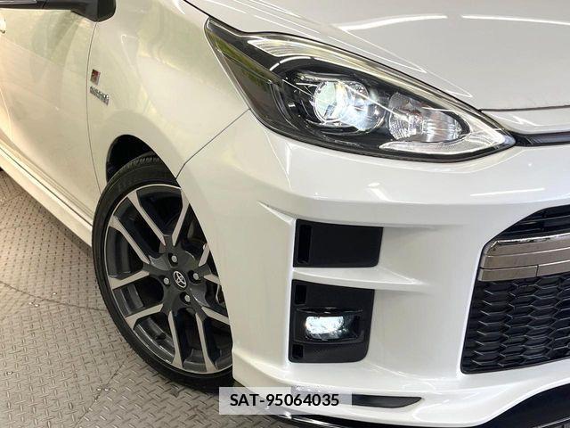 Toyota AQUA 2020-01 7902214-12