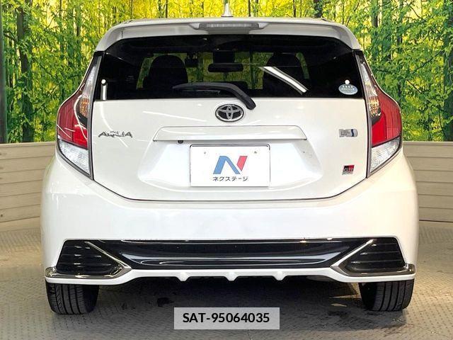 Toyota AQUA 2020-01 7902214-14