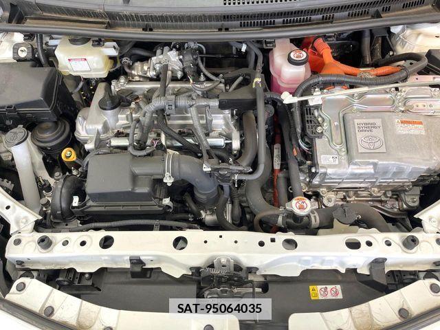Toyota AQUA 2020-01 7902214-17