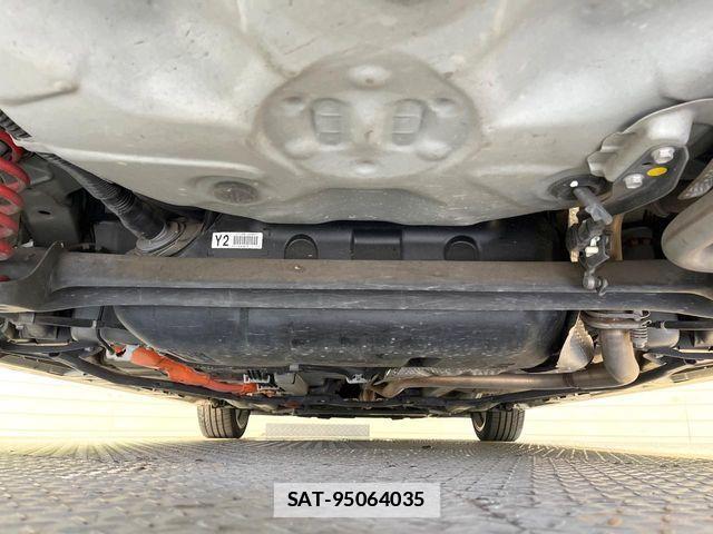 Toyota AQUA 2020-01 7902214-18