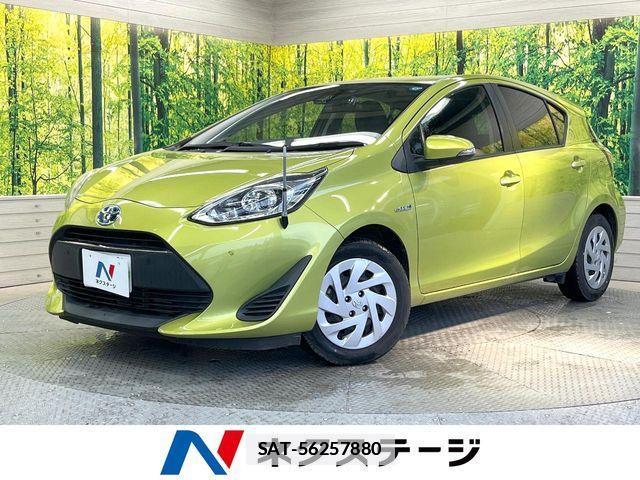 Toyota AQUA 2018-04 7902217-0