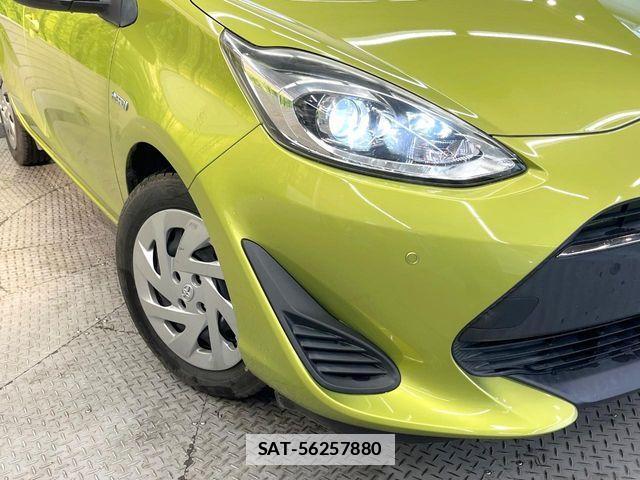 Toyota AQUA 2018-04 7902217-11