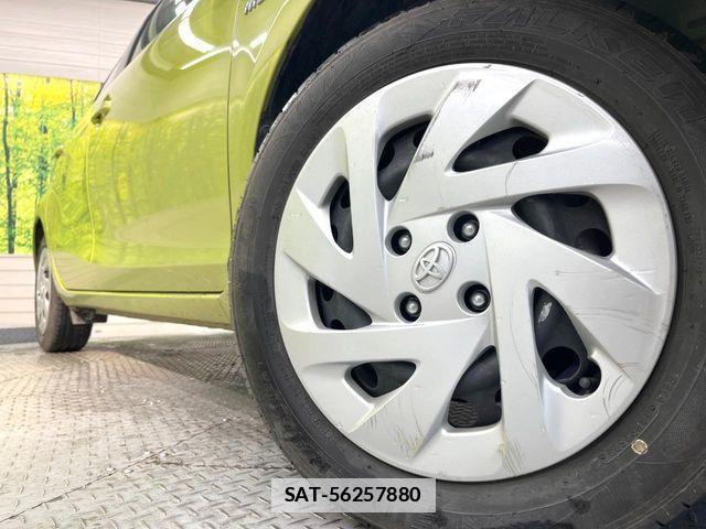 Toyota AQUA 2018-04 7902217-12