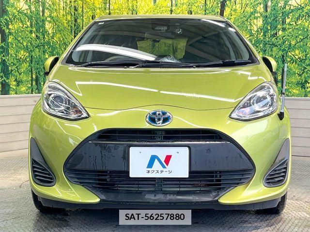 Toyota AQUA 2018-04 7902217-13
