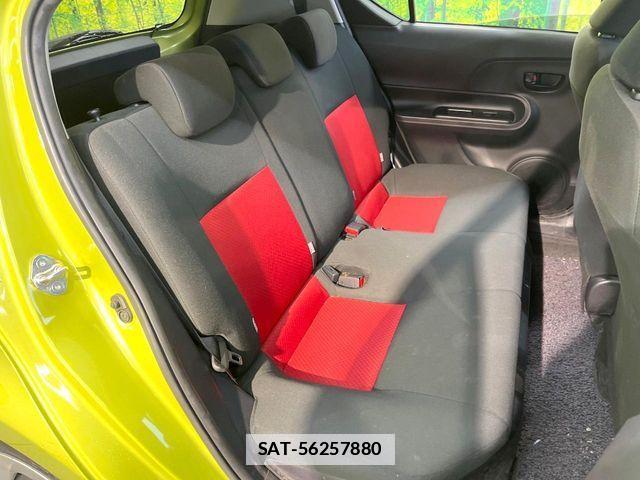 Toyota AQUA 2018-04 7902217-8