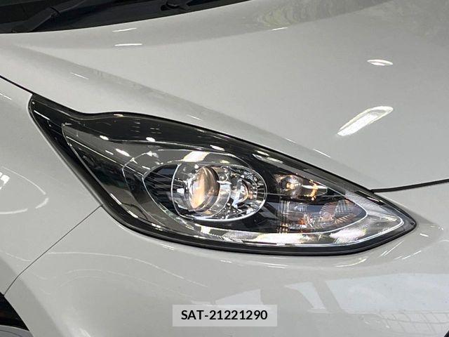 Toyota AQUA 2021-06 7960477-11