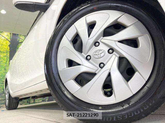 Toyota AQUA 2021-06 7960477-12