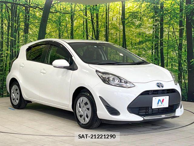 Toyota AQUA 2021-06 7960477-15