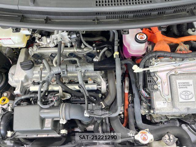 Toyota AQUA 2021-06 7960477-17