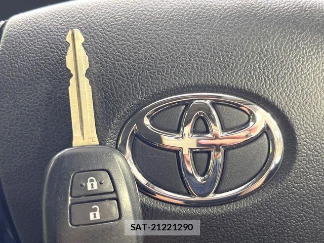 Toyota AQUA 2021-06 7960477-5