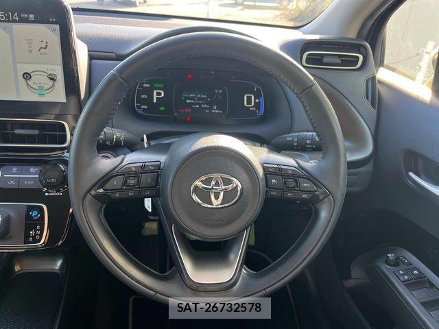 Toyota AQUA 2023-05 7960466-11