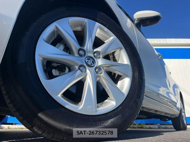 Toyota AQUA 2023-05 7960466-12