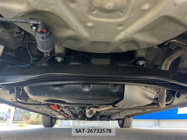 Toyota AQUA 2023-05 7960466-19