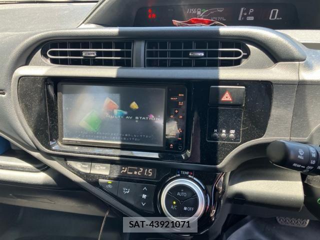 Toyota AQUA 2017-04 7960493-19